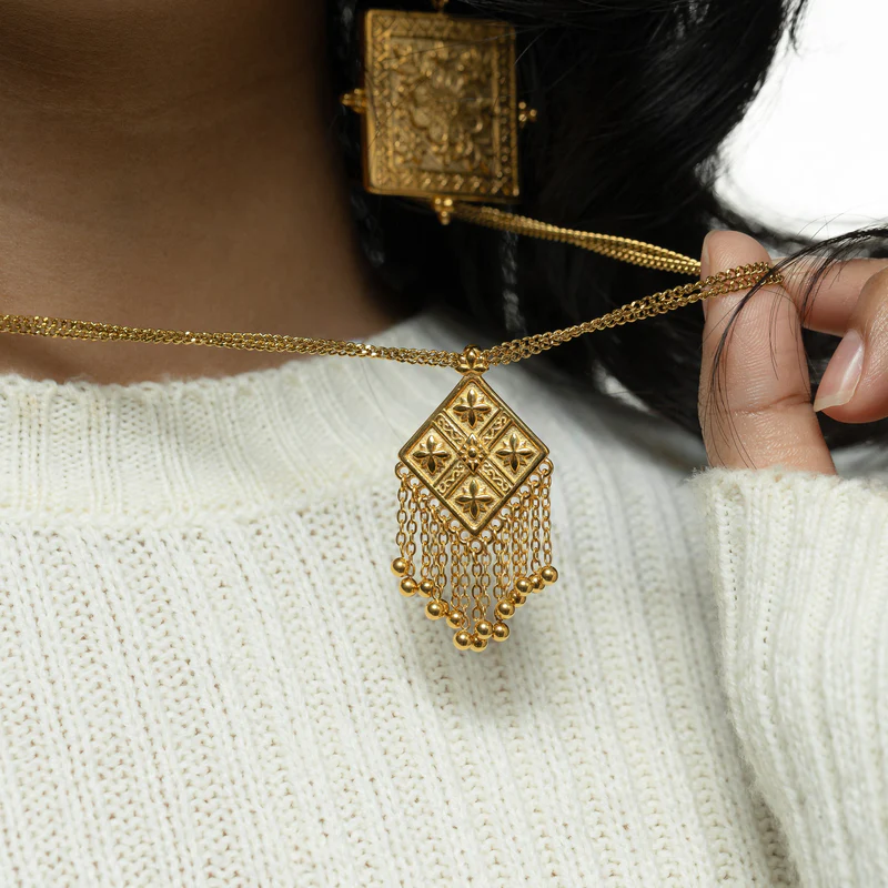 Collier Cerf-volant Dansant – Image 4